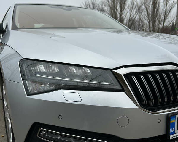 Шкода Суперб, объемом двигателя 1.97 л и пробегом 179 тыс. км за 26000 $, фото 16 на Automoto.ua