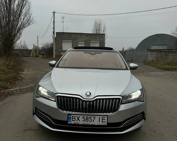 Шкода Суперб, объемом двигателя 1.97 л и пробегом 179 тыс. км за 26000 $, фото 2 на Automoto.ua