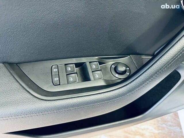 Шкода Суперб, объемом двигателя 1.4 л и пробегом 54 тыс. км за 38900 $, фото 21 на Automoto.ua