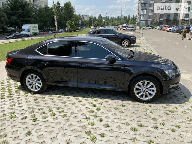 Шкода Суперб, об'ємом двигуна 2 л та пробігом 25 тис. км за 40000 $, фото 1 на Automoto.ua