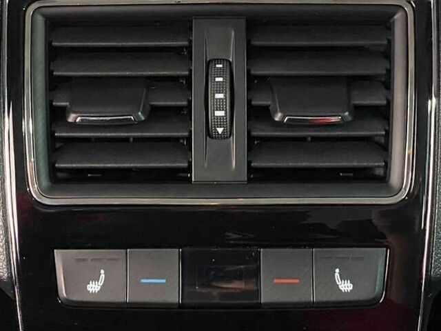Шкода Суперб, об'ємом двигуна 2 л та пробігом 195 тис. км за 25550 $, фото 19 на Automoto.ua
