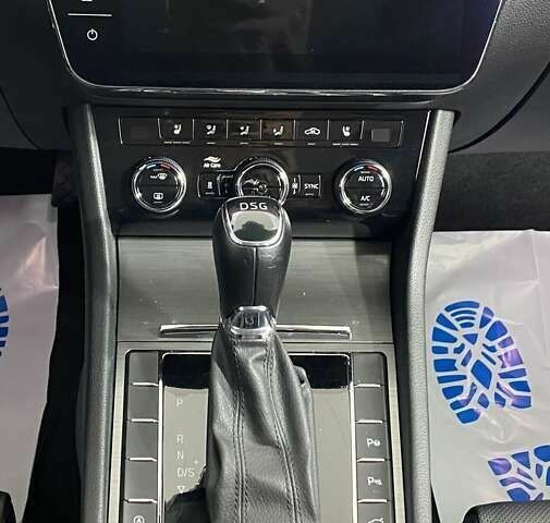 Шкода Суперб, об'ємом двигуна 2 л та пробігом 195 тис. км за 25550 $, фото 16 на Automoto.ua