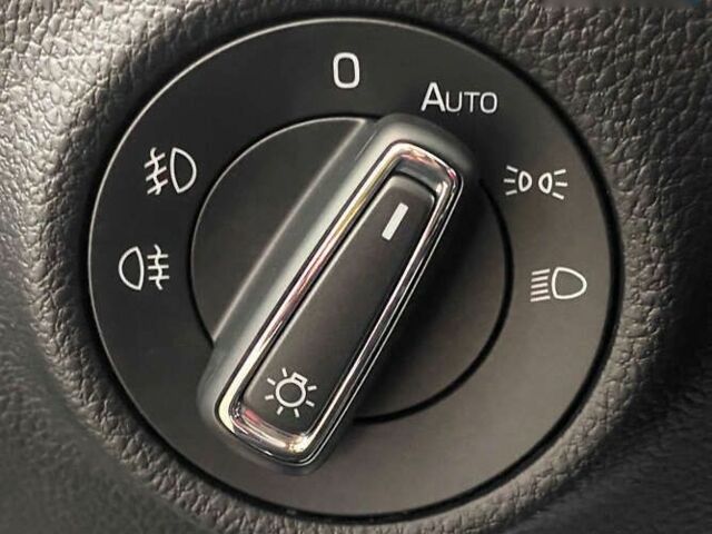 Шкода Суперб, об'ємом двигуна 2 л та пробігом 195 тис. км за 25550 $, фото 24 на Automoto.ua