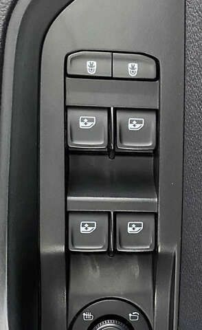 Шкода Суперб, об'ємом двигуна 2 л та пробігом 195 тис. км за 25550 $, фото 21 на Automoto.ua