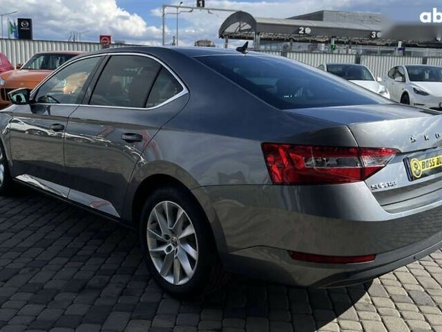 Шкода Суперб, объемом двигателя 2 л и пробегом 154 тыс. км за 32000 $, фото 4 на Automoto.ua
