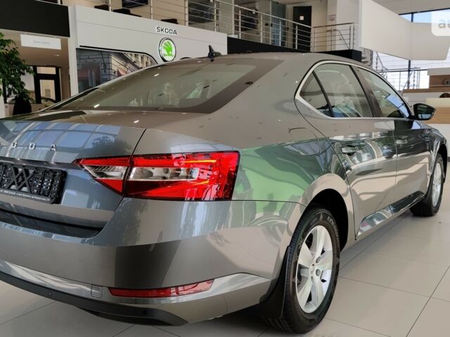 купить новое авто Шкода Суперб 2023 года от официального дилера Альянс-ІФ Skoda Шкода фото