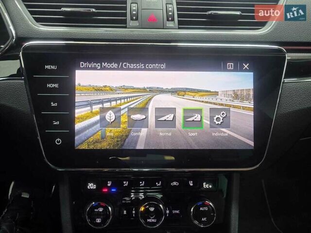 Шкода Суперб, объемом двигателя 1.4 л и пробегом 48 тыс. км за 43590 $, фото 14 на Automoto.ua