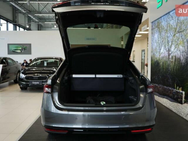 купить новое авто Шкода Суперб 2025 года от официального дилера Моторкрафт Шкода фото