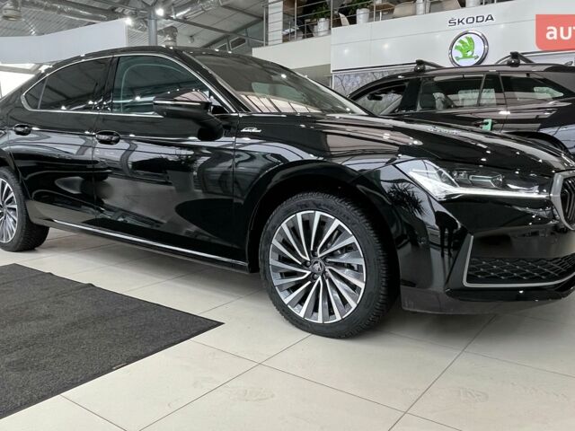 купить новое авто Шкода Суперб 2025 года от официального дилера Прага Авто на Кільцевій Шкода фото