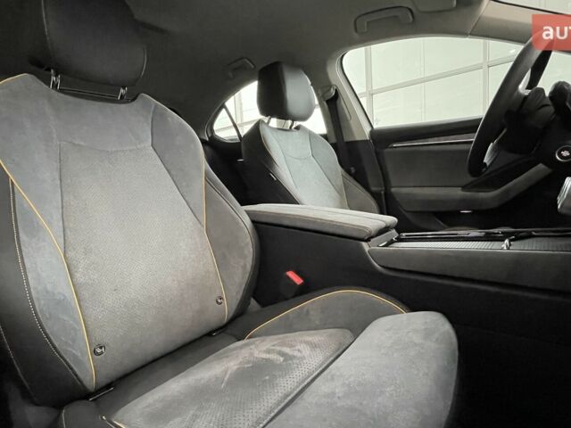 Шкода Суперб, объемом двигателя 1.98 л и пробегом 0 тыс. км за 41127 $, фото 34 на Automoto.ua