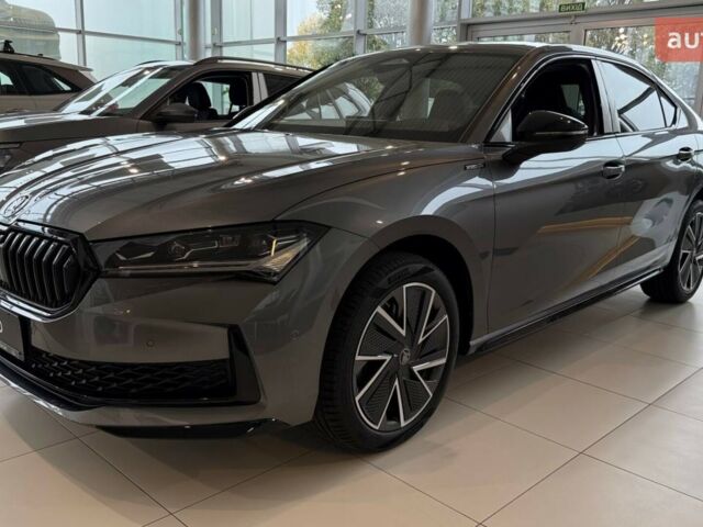 Шкода Суперб 2025 у Дніпро (Дніпропетровську) на Automoto.ua Шкода Суперб, об'ємом двигуна 1.98 л та пробігом 0 тис. км за 52541 $, фото 1 на Automoto.ua