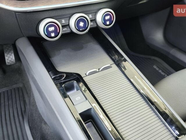 Шкода Суперб 2025 в Кропивницком (Кировограде) на Automoto.ua Шкода Суперб, объемом двигателя 1.97 л и пробегом 0 тыс. км за 49905 $, фото 23 на Automoto.ua