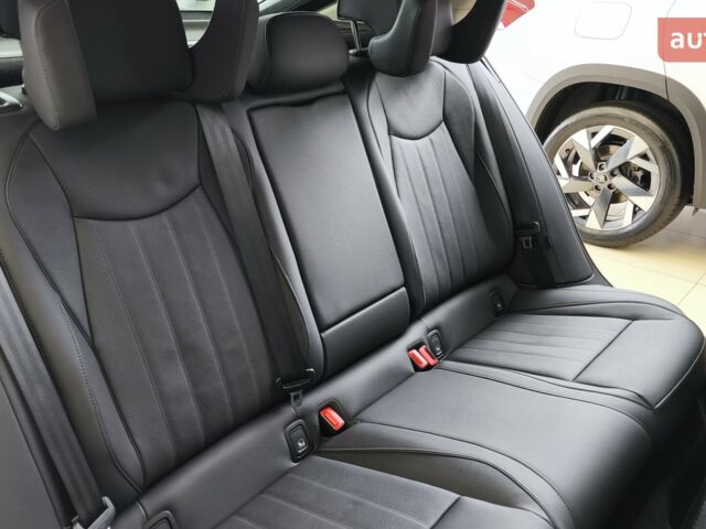 Шкода Суперб 2025 в Кропивницком (Кировограде) на Automoto.ua Шкода Суперб, объемом двигателя 1.97 л и пробегом 0 тыс. км за 49905 $, фото 40 на Automoto.ua