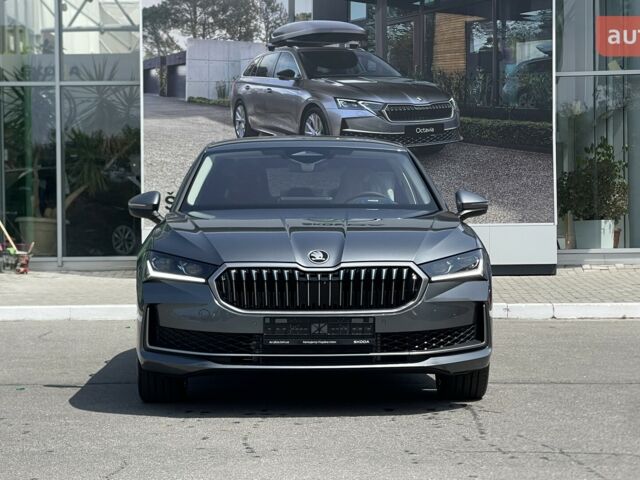 Шкода Суперб, об'ємом двигуна 1.98 л та пробігом 0 тис. км за 52356 $, фото 2 на Automoto.ua