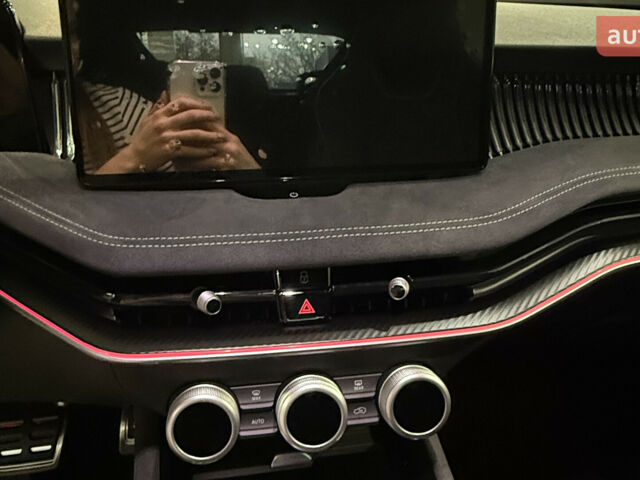 купить новое авто Шкода Суперб 2026 года от официального дилера Автотрейдiнг-Одеса Skoda Шкода фото