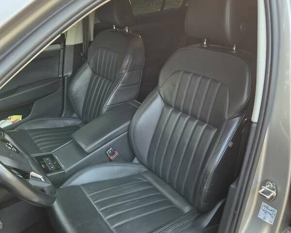 Желтый Шкода Суперб, объемом двигателя 1.97 л и пробегом 240 тыс. км за 17500 $, фото 49 на Automoto.ua