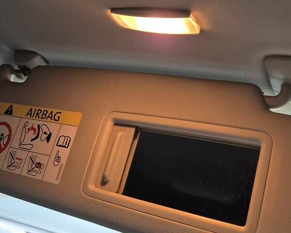 Желтый Шкода Суперб, объемом двигателя 1.97 л и пробегом 240 тыс. км за 17500 $, фото 23 на Automoto.ua