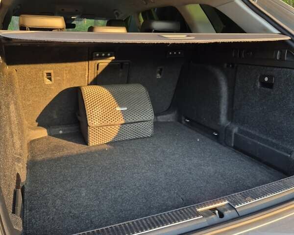 Желтый Шкода Суперб, объемом двигателя 1.97 л и пробегом 240 тыс. км за 17500 $, фото 11 на Automoto.ua