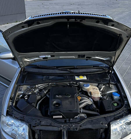 Желтый Шкода Суперб, объемом двигателя 2 л и пробегом 226 тыс. км за 5150 $, фото 37 на Automoto.ua