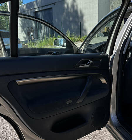 Желтый Шкода Суперб, объемом двигателя 2 л и пробегом 226 тыс. км за 5150 $, фото 26 на Automoto.ua