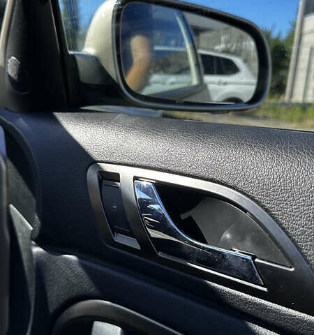 Желтый Шкода Суперб, объемом двигателя 2 л и пробегом 226 тыс. км за 5150 $, фото 21 на Automoto.ua