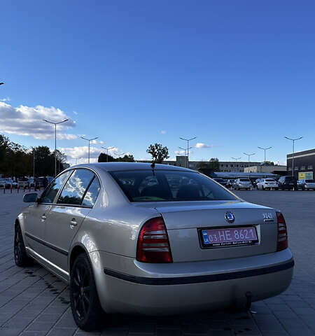 Желтый Шкода Суперб, объемом двигателя 2 л и пробегом 226 тыс. км за 5150 $, фото 40 на Automoto.ua