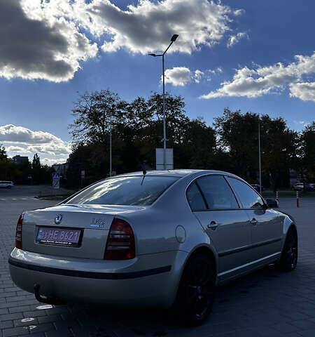 Желтый Шкода Суперб, объемом двигателя 2 л и пробегом 226 тыс. км за 5150 $, фото 39 на Automoto.ua