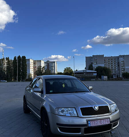 Желтый Шкода Суперб, объемом двигателя 2 л и пробегом 226 тыс. км за 5150 $, фото 35 на Automoto.ua