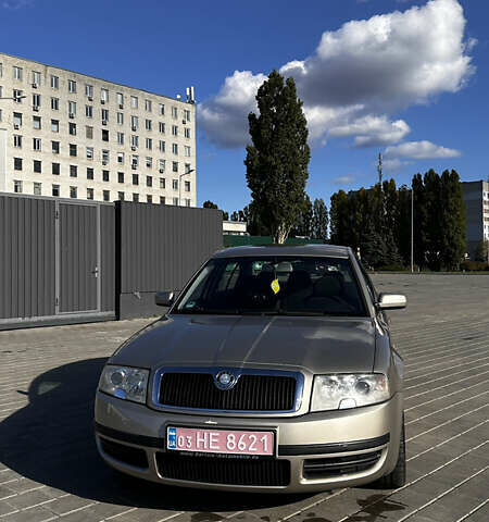 Желтый Шкода Суперб, объемом двигателя 2 л и пробегом 226 тыс. км за 5150 $, фото 38 на Automoto.ua