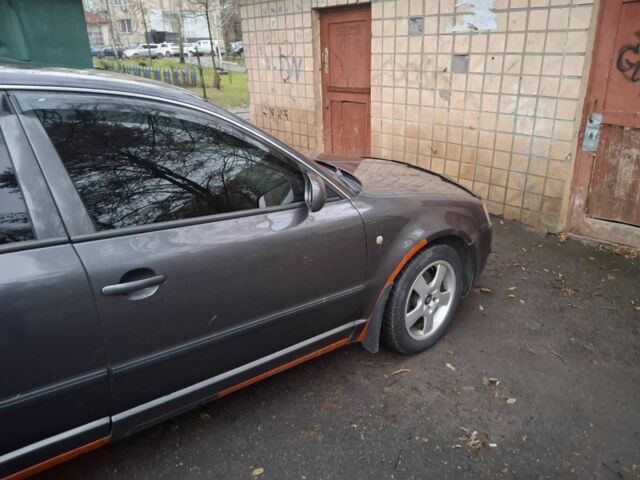 Сірий Шкода Суперб, об'ємом двигуна 1.8 л та пробігом 400 тис. км за 4500 $, фото 5 на Automoto.ua