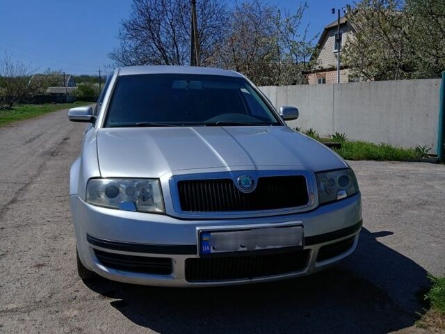 Серый Шкода Суперб, объемом двигателя 1.9 л и пробегом 210 тыс. км за 3570 $, фото 6 на Automoto.ua