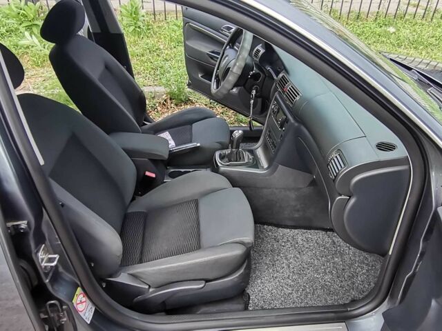 Сірий Шкода Суперб, об'ємом двигуна 2 л та пробігом 220 тис. км за 5800 $, фото 17 на Automoto.ua