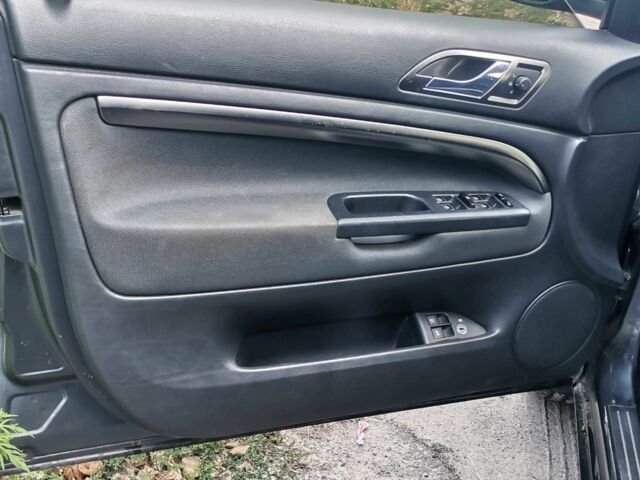 Сірий Шкода Суперб, об'ємом двигуна 2 л та пробігом 220 тис. км за 5800 $, фото 12 на Automoto.ua