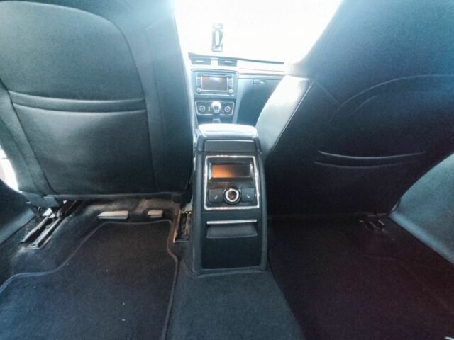 Серый Шкода Суперб, объемом двигателя 1.8 л и пробегом 212 тыс. км за 7000 $, фото 7 на Automoto.ua