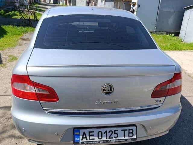 Сірий Шкода Суперб, об'ємом двигуна 1.8 л та пробігом 182 тис. км за 9000 $, фото 2 на Automoto.ua