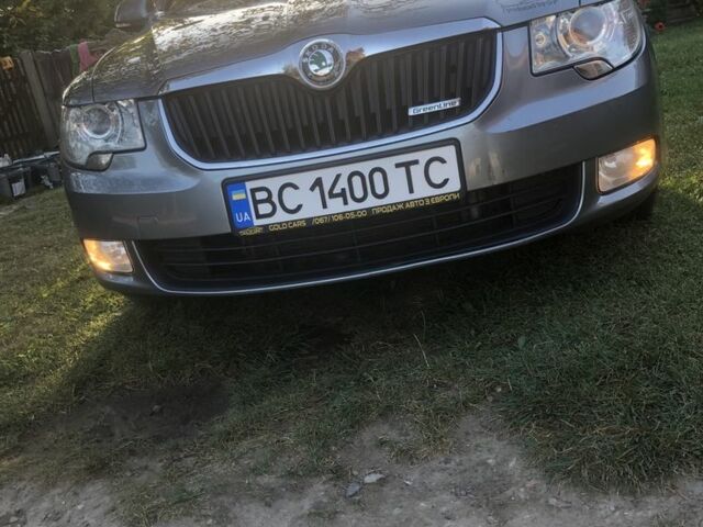 Серый Шкода Суперб, объемом двигателя 1.6 л и пробегом 343 тыс. км за 8700 $, фото 2 на Automoto.ua