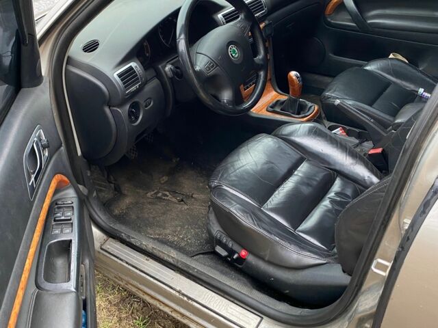 Сірий Шкода Суперб, об'ємом двигуна 1.9 л та пробігом 400 тис. км за 2350 $, фото 7 на Automoto.ua