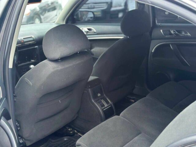 Серый Шкода Суперб, объемом двигателя 2 л и пробегом 299 тыс. км за 4400 $, фото 7 на Automoto.ua