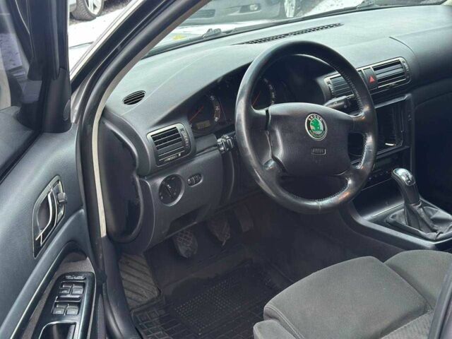 Серый Шкода Суперб, объемом двигателя 2 л и пробегом 299 тыс. км за 4400 $, фото 8 на Automoto.ua