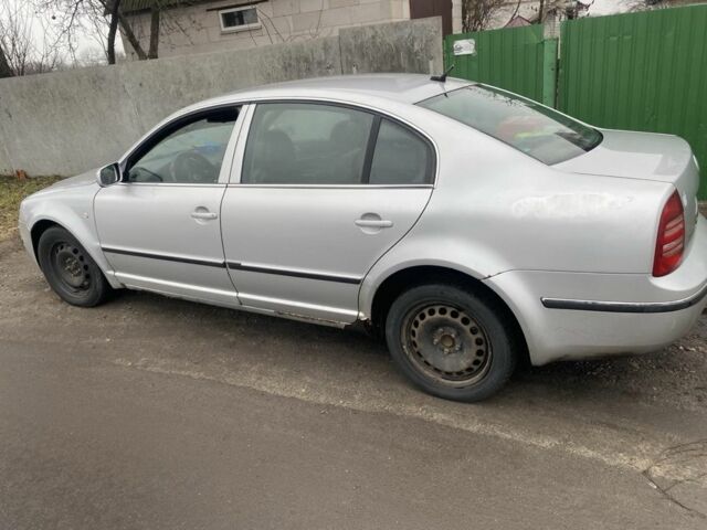 Сірий Шкода Суперб, об'ємом двигуна 2.5 л та пробігом 500 тис. км за 2300 $, фото 6 на Automoto.ua