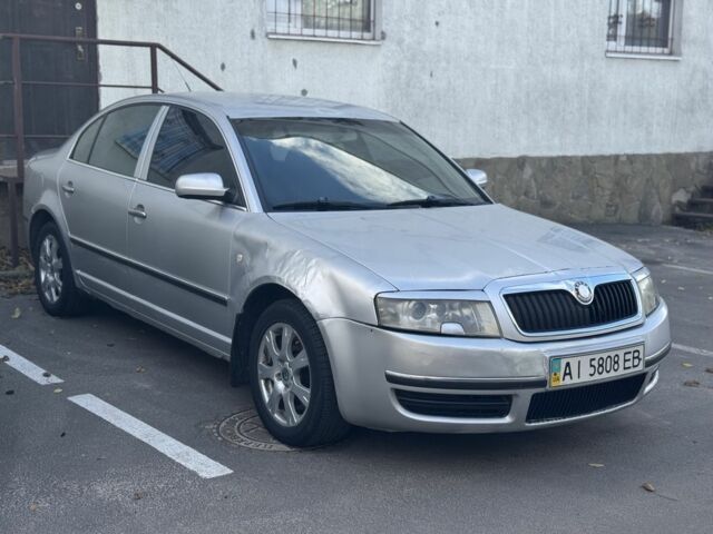 Шкода Суперб 2002 в Белой Церкве на Automoto.ua Серый Шкода Суперб, объемом двигателя 2.8 л и пробегом 350 тыс. км за 2900 $, фото 1 на Automoto.ua