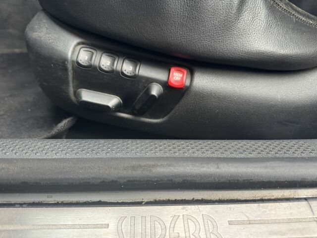 Шкода Суперб 2002 в Белой Церкве на Automoto.ua Серый Шкода Суперб, объемом двигателя 2.8 л и пробегом 350 тыс. км за 2900 $, фото 3 на Automoto.ua