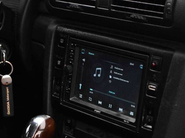 Серый Шкода Суперб, объемом двигателя 1.9 л и пробегом 315 тыс. км за 5550 $, фото 16 на Automoto.ua