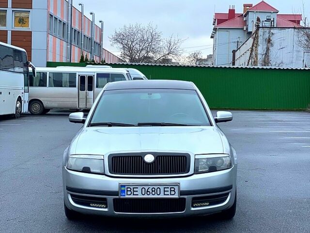 Серый Шкода Суперб, объемом двигателя 2.8 л и пробегом 0 тыс. км за 4000 $, фото 2 на Automoto.ua