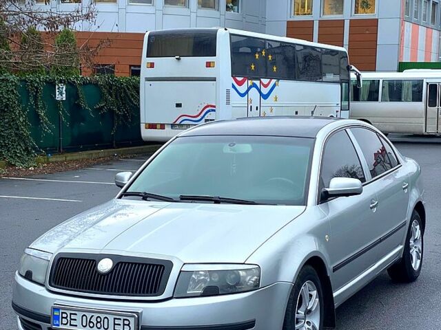 Серый Шкода Суперб, объемом двигателя 2.8 л и пробегом 0 тыс. км за 4000 $, фото 1 на Automoto.ua