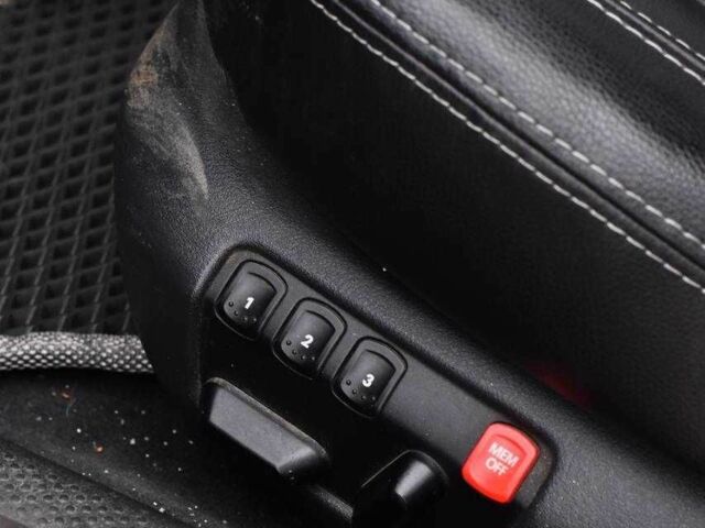 Серый Шкода Суперб, объемом двигателя 1.9 л и пробегом 315 тыс. км за 5550 $, фото 10 на Automoto.ua