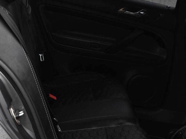 Серый Шкода Суперб, объемом двигателя 1.9 л и пробегом 315 тыс. км за 5550 $, фото 19 на Automoto.ua