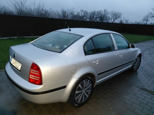 Сірий Шкода Суперб, об'ємом двигуна 0 л та пробігом 390 тис. км за 3600 $, фото 3 на Automoto.ua