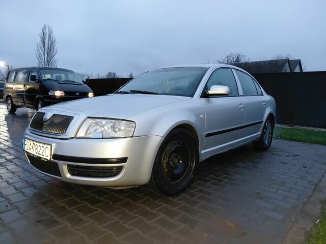 Сірий Шкода Суперб, об'ємом двигуна 0 л та пробігом 390 тис. км за 3600 $, фото 1 на Automoto.ua