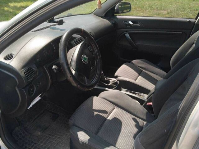 Сірий Шкода Суперб, об'ємом двигуна 1.9 л та пробігом 360 тис. км за 4600 $, фото 6 на Automoto.ua